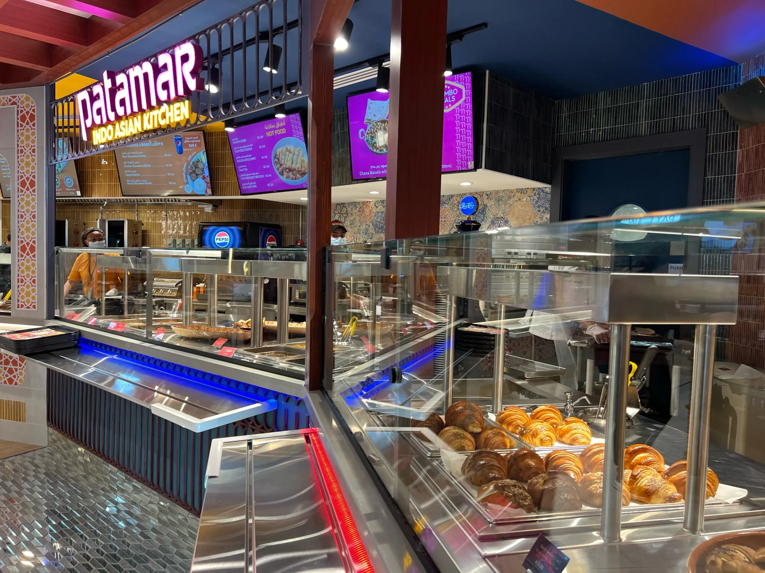 Mini Food Court - KAIA