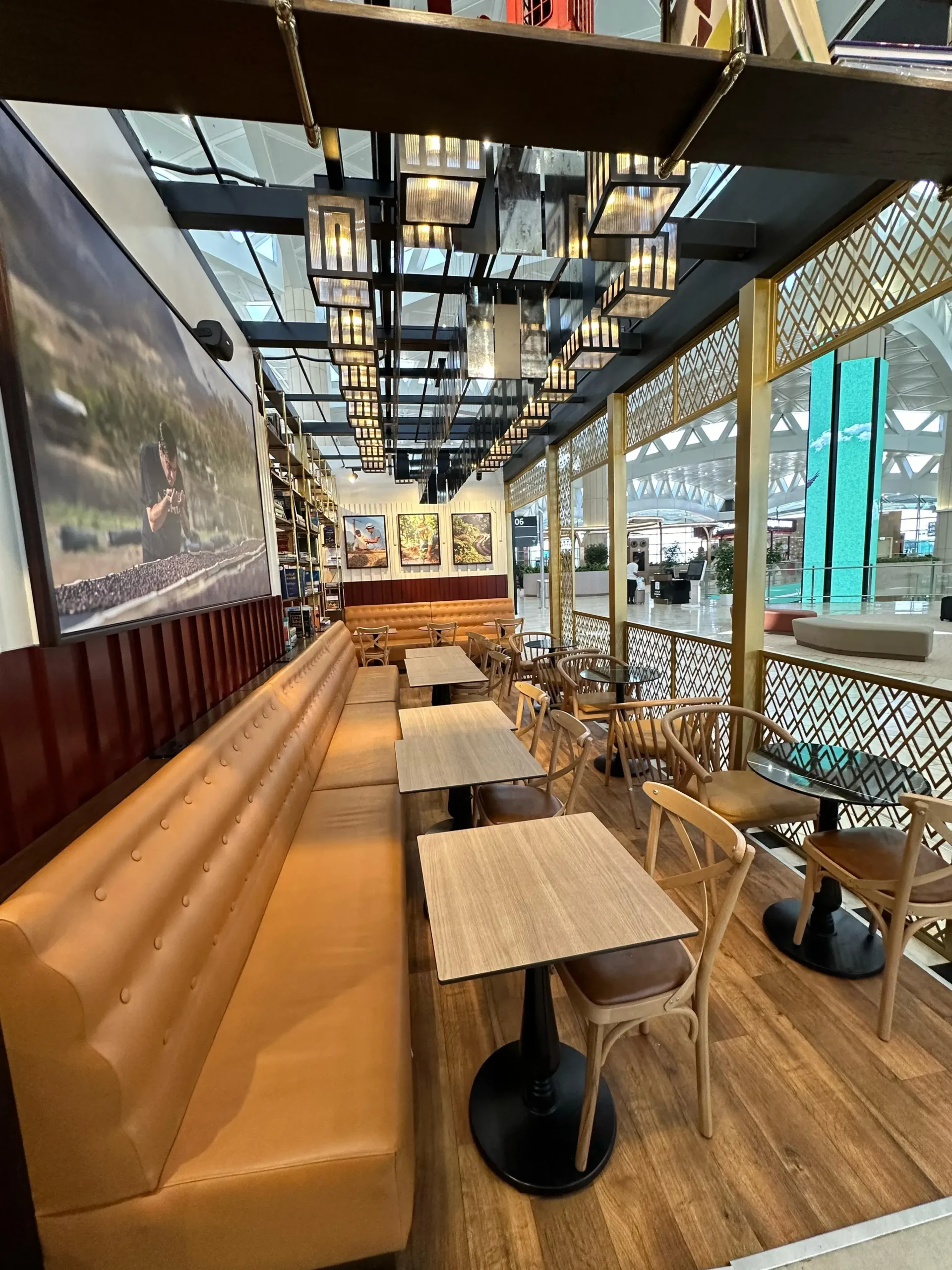 Caffè Nero - King Khalid International Airport